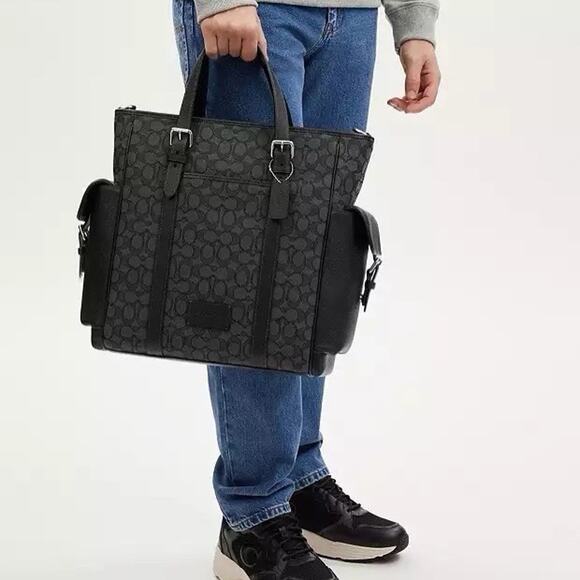 NWT COACH CR325 Sprint Tote Bag in Signature Jacquard Silver/Charcoal/Black - Picture 7 of 9